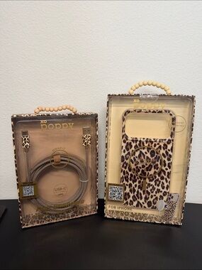 XO Poppy | Leopard Print iPhone 17 Pro Max MagSafe Case + USB-C Cable 🐆